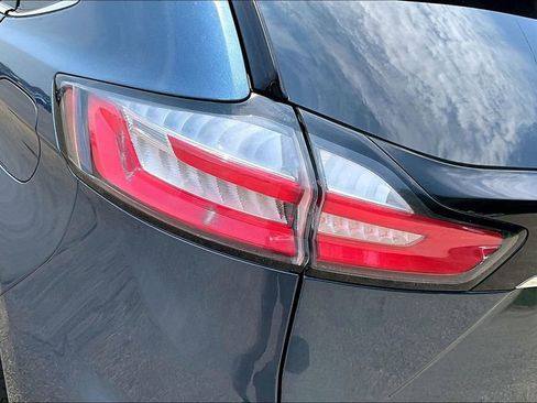 Used 2019 Ford Edge SEL w/ Equipment Group 201A AWD/4WD image 29