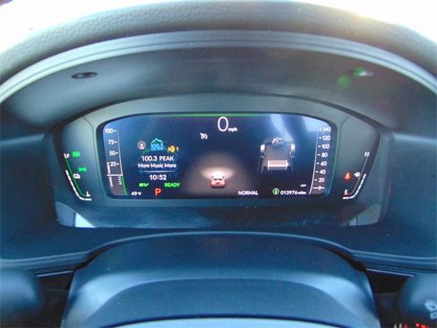 Certified 2025 Honda Civic Sport image 16