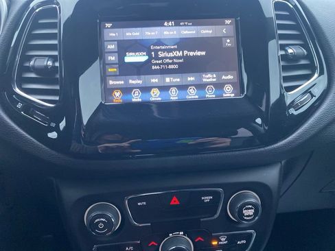 Certified 2019 Jeep Compass Altitude image 28