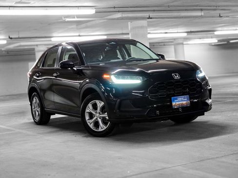 Used 2025 Honda HR-V LX image 4