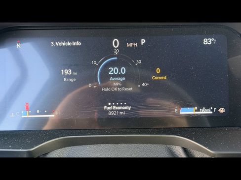 Used 2025 Jeep Grand Cherokee L Laredo RWD image 8