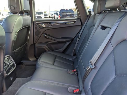 Used 2023 Porsche Macan Turbo image 20