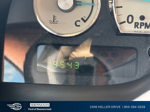 Used 2004 Ford Thunderbird RWD image 24