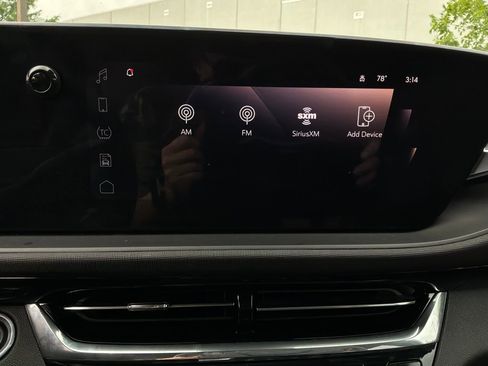 Used 2025 Buick Envista Sport Touring FWD image 30