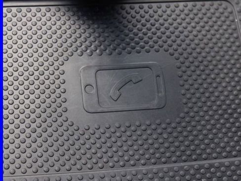 Used 2023 Volkswagen Atlas Cross Sport SE image 42