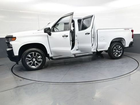 Used 2019 Chevrolet Silverado 1500 W/T w/ WT Convenience Package AWD/4WD image 42