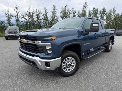 Certified 2026 Chevrolet Silverado 2500 LT w/ Convenience Package AWD/4WD image 1