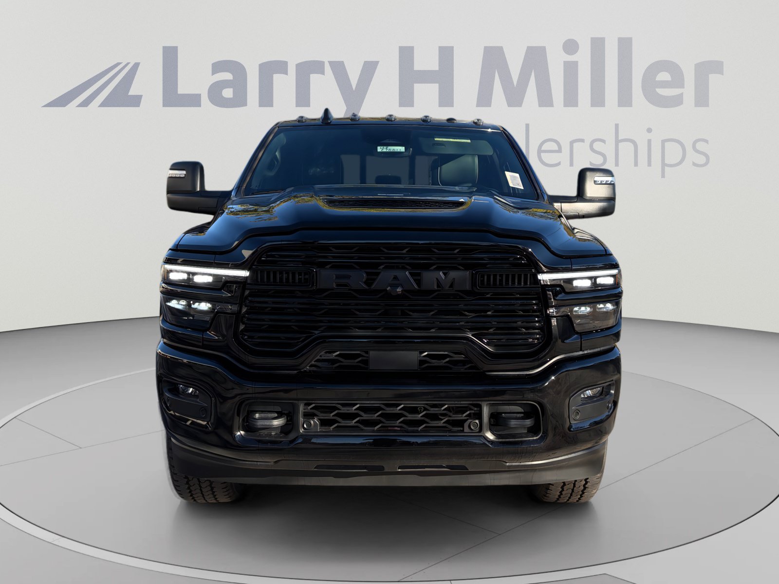 New 2027 RAM 2500 Laramie w/ Night Edition AWD/4WD image 8
