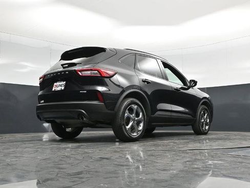 Certified 2025 Ford Escape ST-Line AWD/4WD image 40