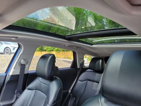 Used 2023 Kia Sportage SX FWD image 10