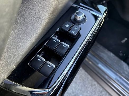 Used 2023 MAZDA CX-9 Touring Plus image 17