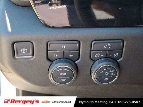 Certified 2025 Chevrolet Silverado 2500 LT w/ Convenience Package AWD/4WD image 29