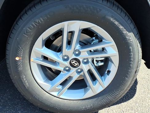 New 2026 Hyundai Tucson SE image 4