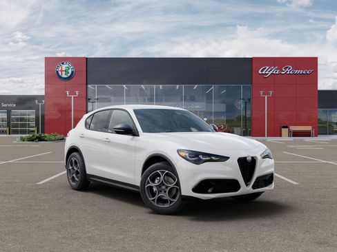 New 2025 Alfa Romeo Stelvio Sprint AWD/4WD image 19