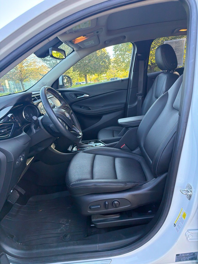 Used 2023 Buick Encore GX Essence w/ Experience Buick Package AWD/4WD image 16
