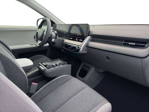 New 2026 Hyundai Ioniq 5 SE image 15