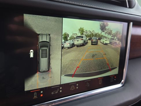 Certified 2023 GMC Yukon Denali Ultimate AWD/4WD image 21