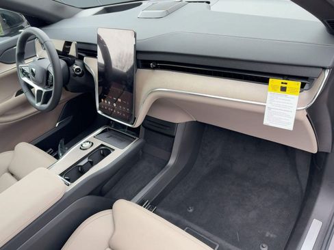 New 2026 Volvo EX90 Plus image 26