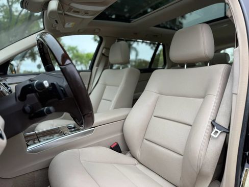 Used 2014 Mercedes-Benz E 350 4MATIC Wagon w/ Premium 1 Package image 22