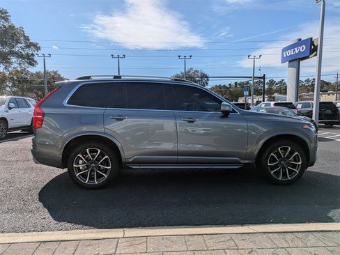 Used 2018 Volvo XC90 T6 Momentum image 7