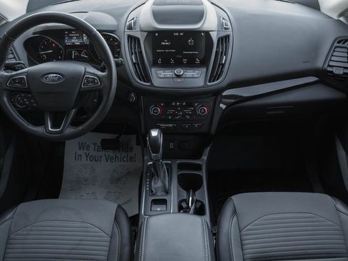 Used 2019 Ford Escape SE image 24