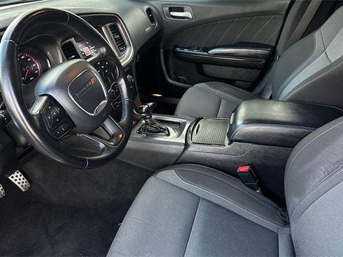 Used 2020 Dodge Charger SXT w/ Blacktop Package image 11