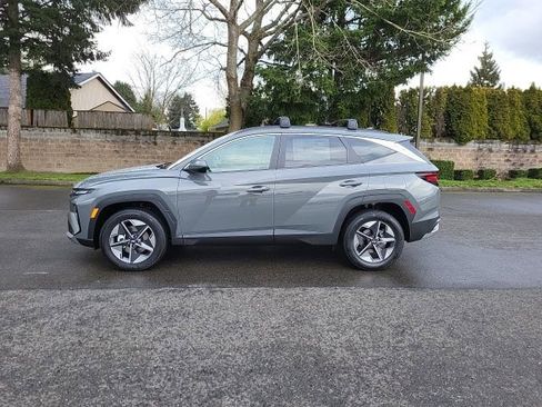 New 2026 Hyundai Tucson SEL image 2