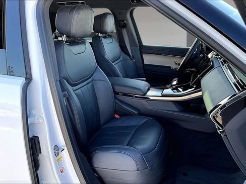New 2026 Land Rover Range Rover Sport SE AWD/4WD image 11