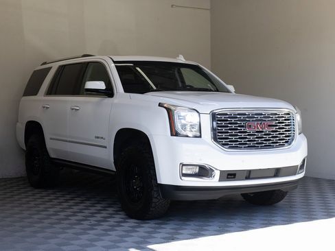 Used 2019 GMC Yukon Denali w/ Denali Ultimate Package image 6