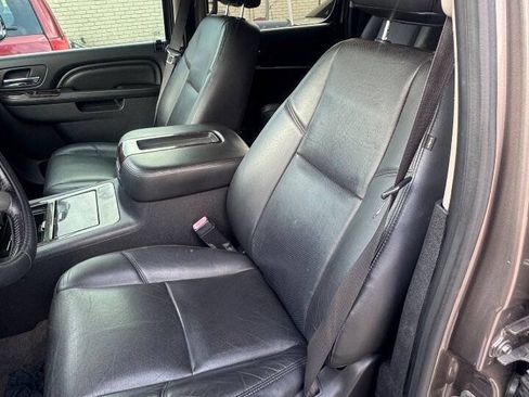Used 2012 GMC Yukon XL Denali AWD/4WD image 10