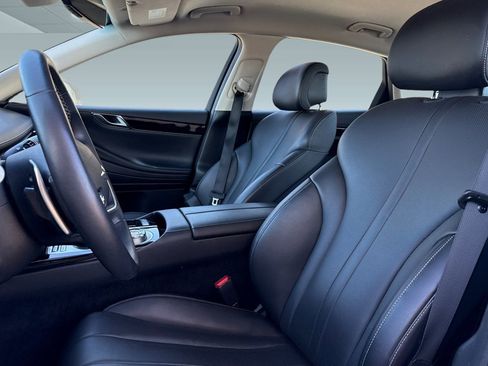 Used 2024 Genesis G80 2.5T image 5