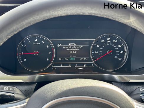 Certified 2022 Kia Sorento SX image 17