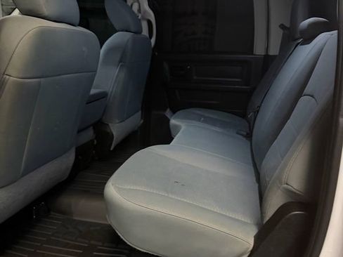 Used 2018 RAM 2500 Tradesman w/ Chrome Appearance Group AWD/4WD image 10