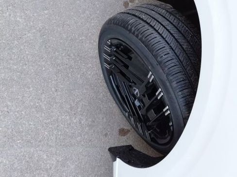 New 2026 Nissan Sentra SR w/ Floor Mat Package image 36