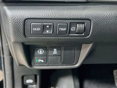 Used 2022 Honda Accord Touring image 10