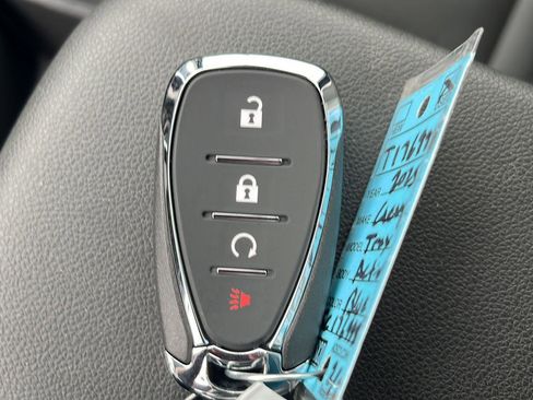 Used 2025 Chevrolet Trax ACTIV w/ Sunroof Package FWD image 38