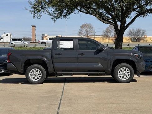 New 2026 Toyota Tacoma SR5 AWD/4WD image 3