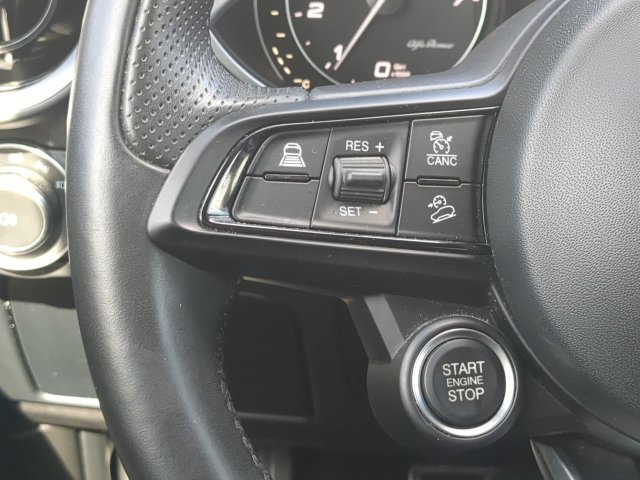 Used 2023 Alfa Romeo Stelvio Sprint RWD image 31