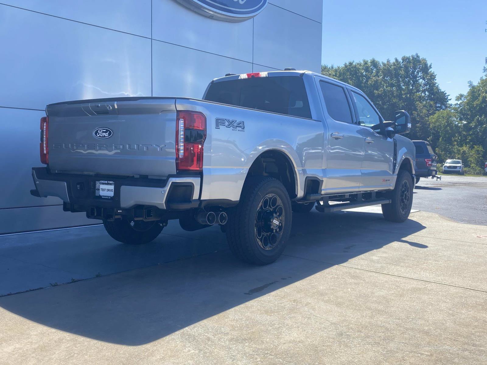 New 2027 Ford F250 Lariat w/ Black Appearance Package AWD/4WD image 4