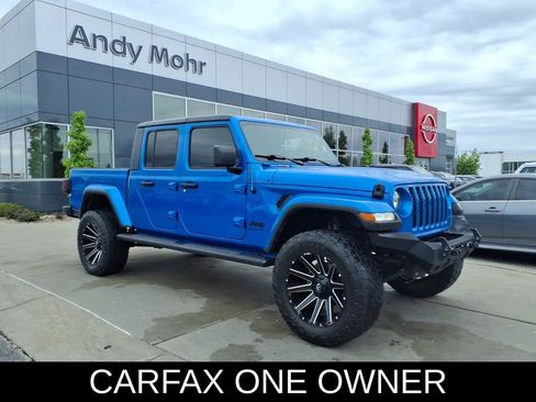 Used 2021 Jeep Gladiator Sport AWD/4WD image 1