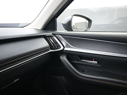 Used 2025 MAZDA CX-90 3.3 Turbo w/ Preferred Package image 15