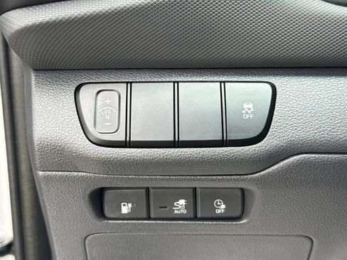 Used 2019 Hyundai Ioniq Electric FWD image 35