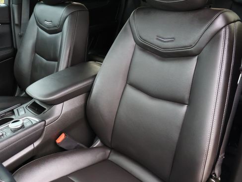 Used 2025 Cadillac XT5 Luxury w/ LPO, Floor Liner Package image 18