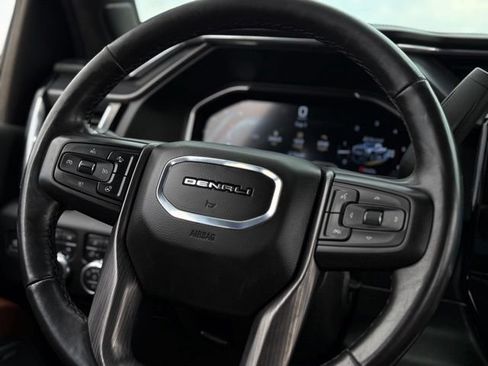 Used 2025 GMC Sierra 3500 Denali Ultimate w/ LPO, GMC Protection Package AWD/4WD image 10