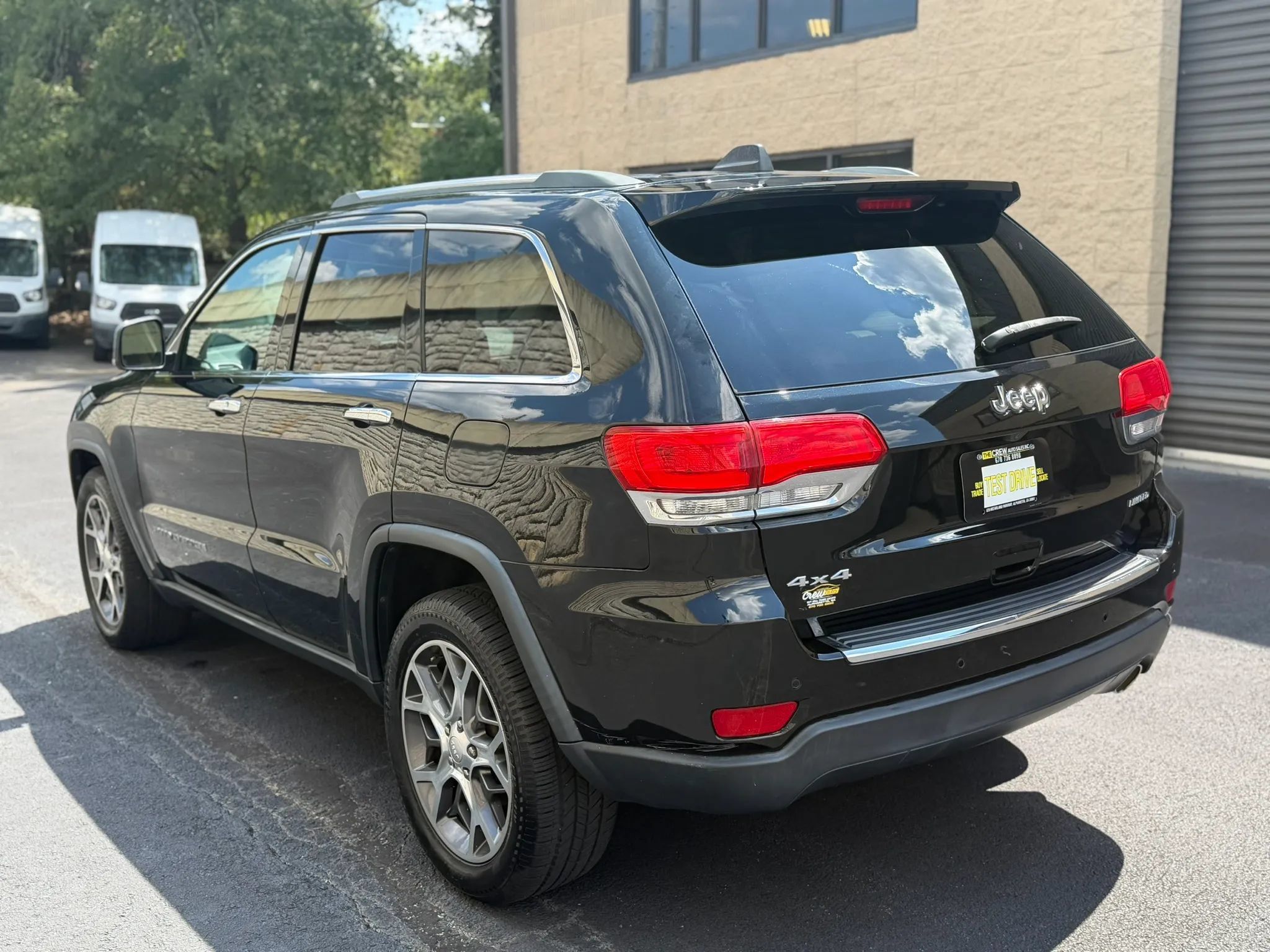 Used 2019 Jeep Grand Cherokee Limited AWD/4WD image 8