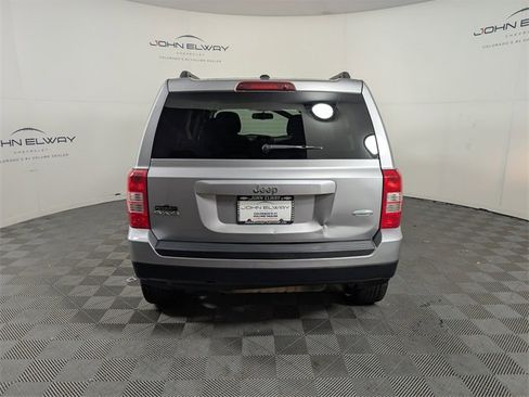 Used 2017 Jeep Patriot Latitude image 4