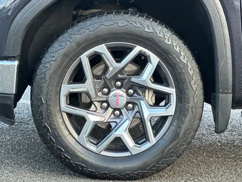 Used 2023 GMC Sierra 1500 SLT w/ X31 Off-Road Package image 30