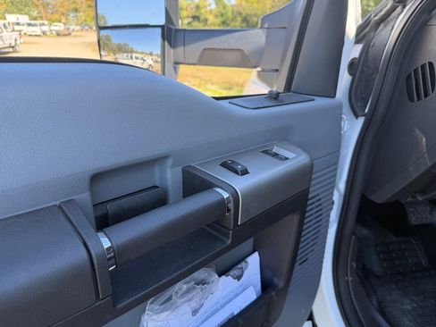 New 2026 Ford F750 2WD Regular Cab Super Duty image 9