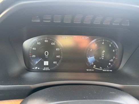 Used 2022 Volvo XC90 T6 Momentum AWD/4WD image 14