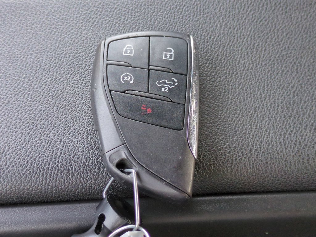 Used 2023 Chevrolet Silverado 1500 LT AWD/4WD image 27